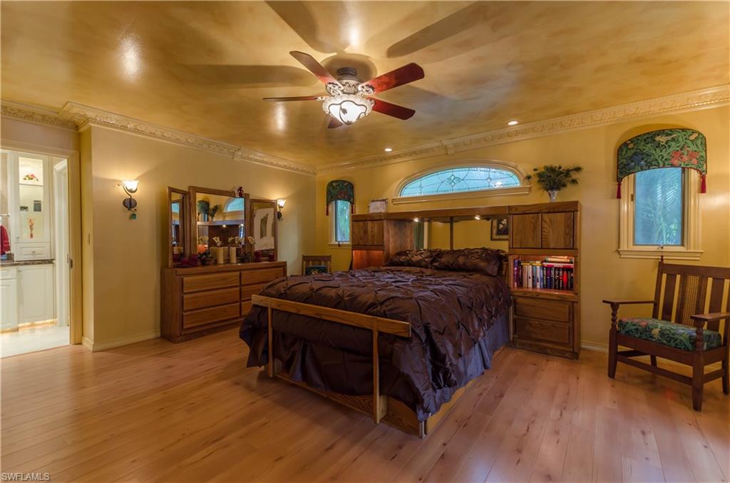 OAKES ESTATES - Residential