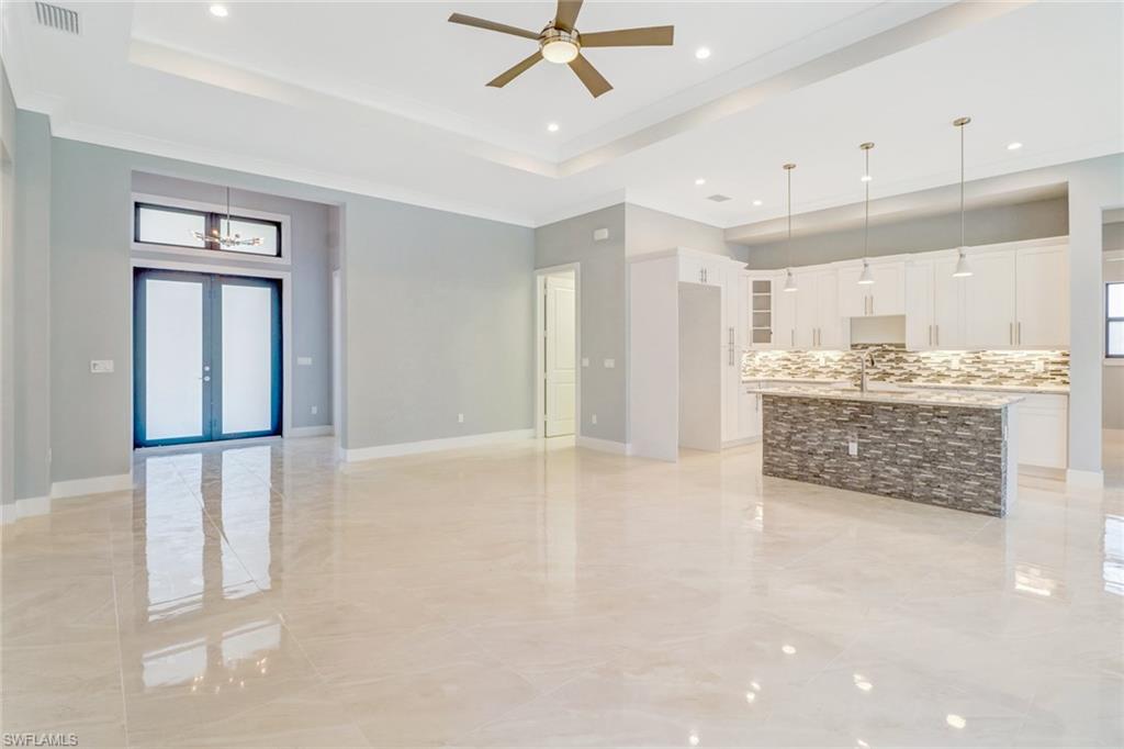 GOLDEN GATE ESTATES - Residential