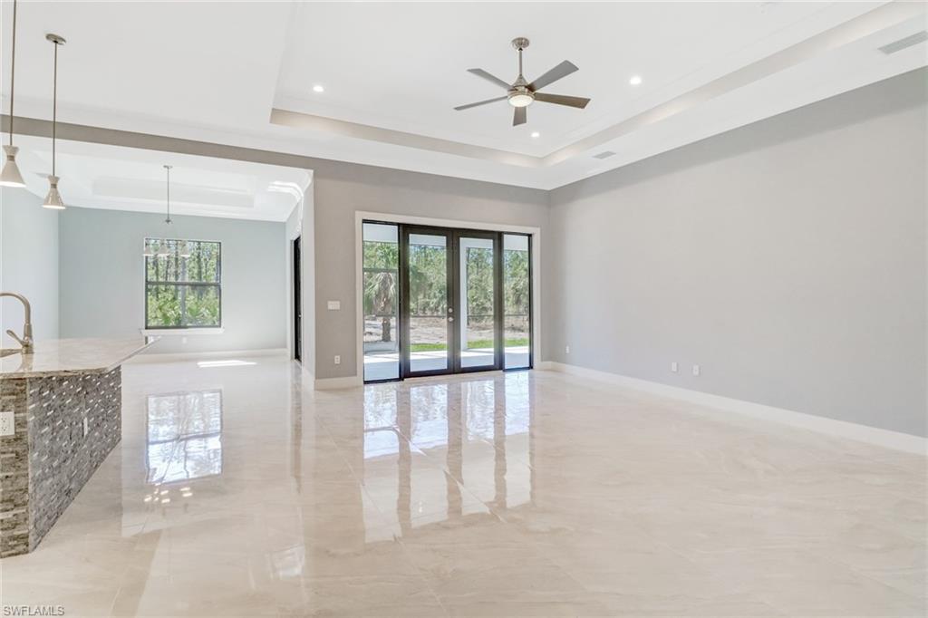 GOLDEN GATE ESTATES - Residential