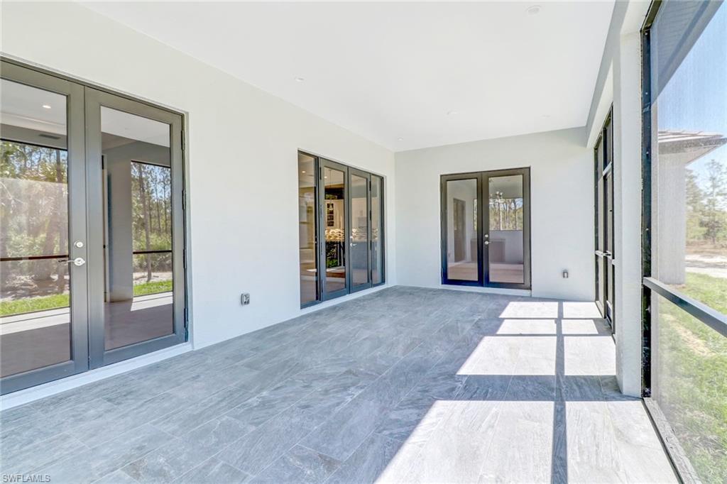 GOLDEN GATE ESTATES - Residential