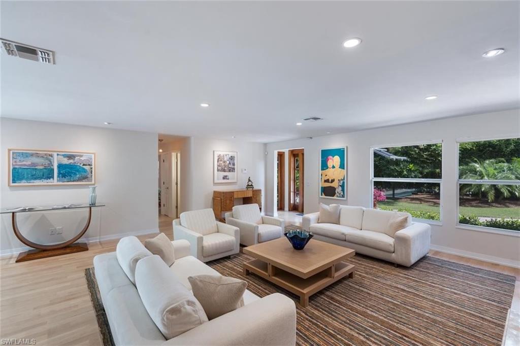 RIDGE LAKE - Residential