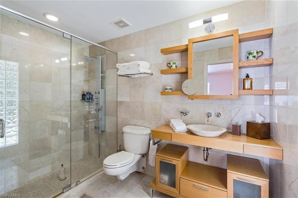 RIDGE LAKE - Residential