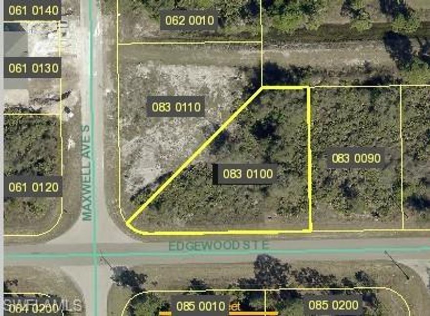 Get this beautiful piece of land to build your dream home. You’ll love the lifestyle this location offers. Barefoot Lake is just a stone's throw away for serene escapes. Don't miss this opportunity to build in a prime location with everything close by! Please don’t wait to make it yours!