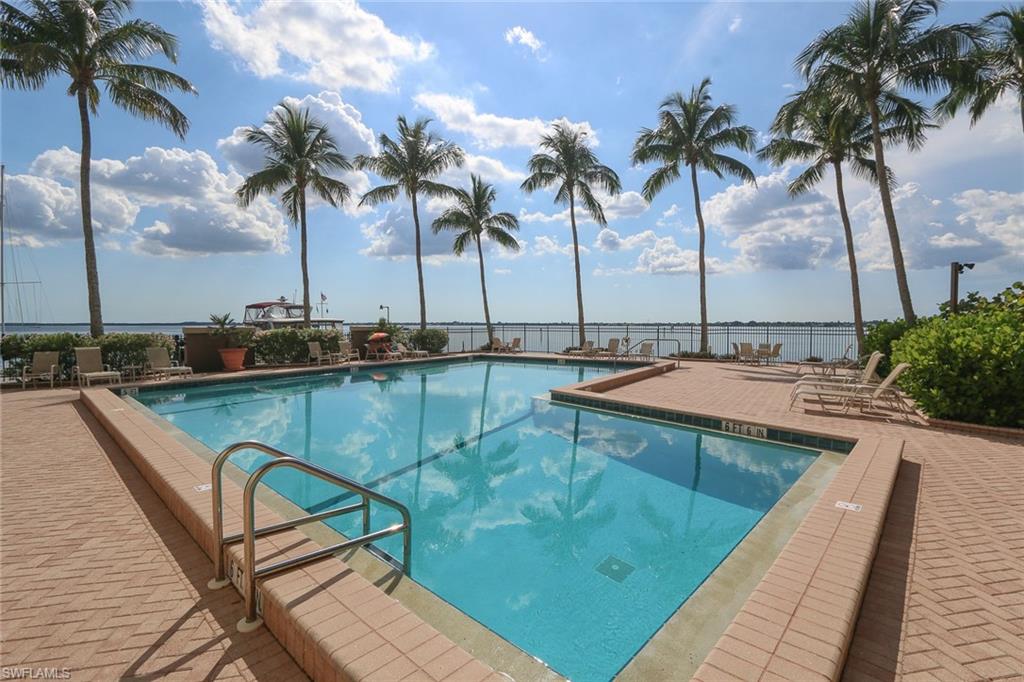 POINTE ROYALE - Residential