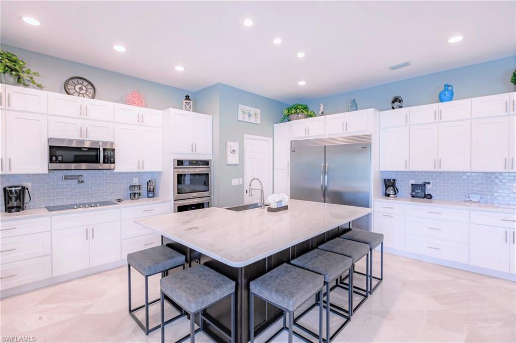 2910 SW 37th TER