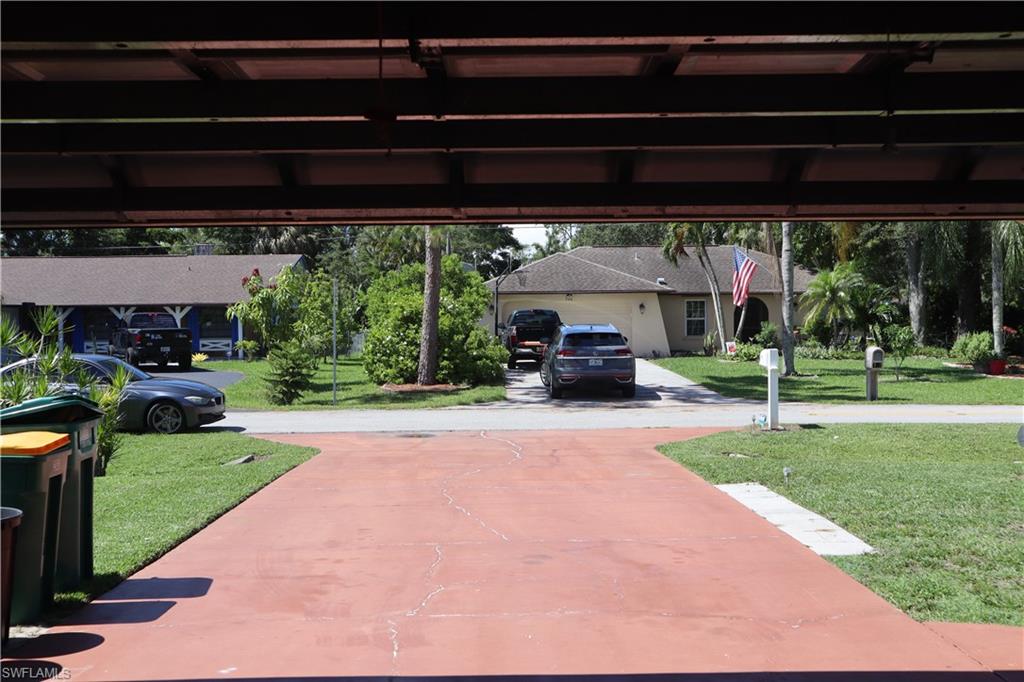 WILLOUGHBY ACRES - Residential