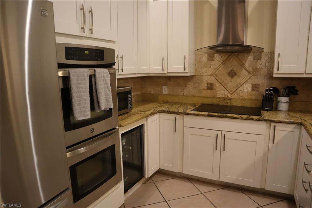 WILLOUGHBY ACRES - Residential