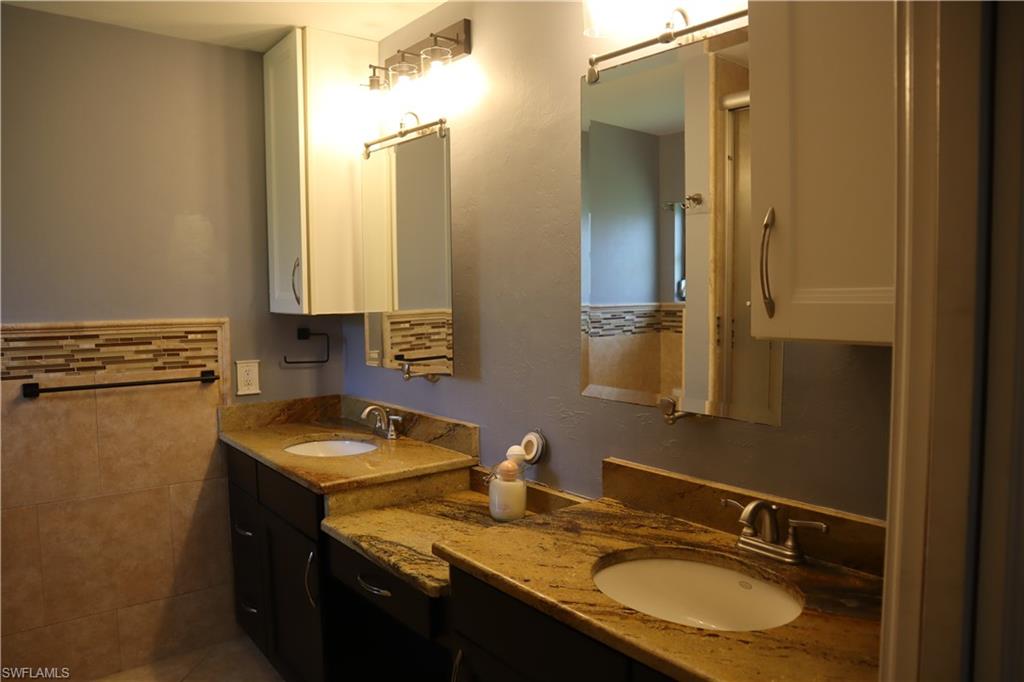 WILLOUGHBY ACRES - Residential