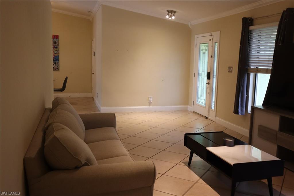 WILLOUGHBY ACRES - Residential