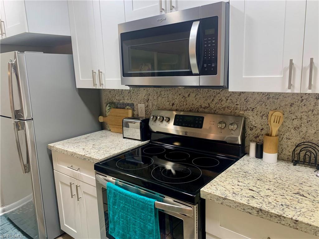 CHARLOTTE SHORES - Residential Lease