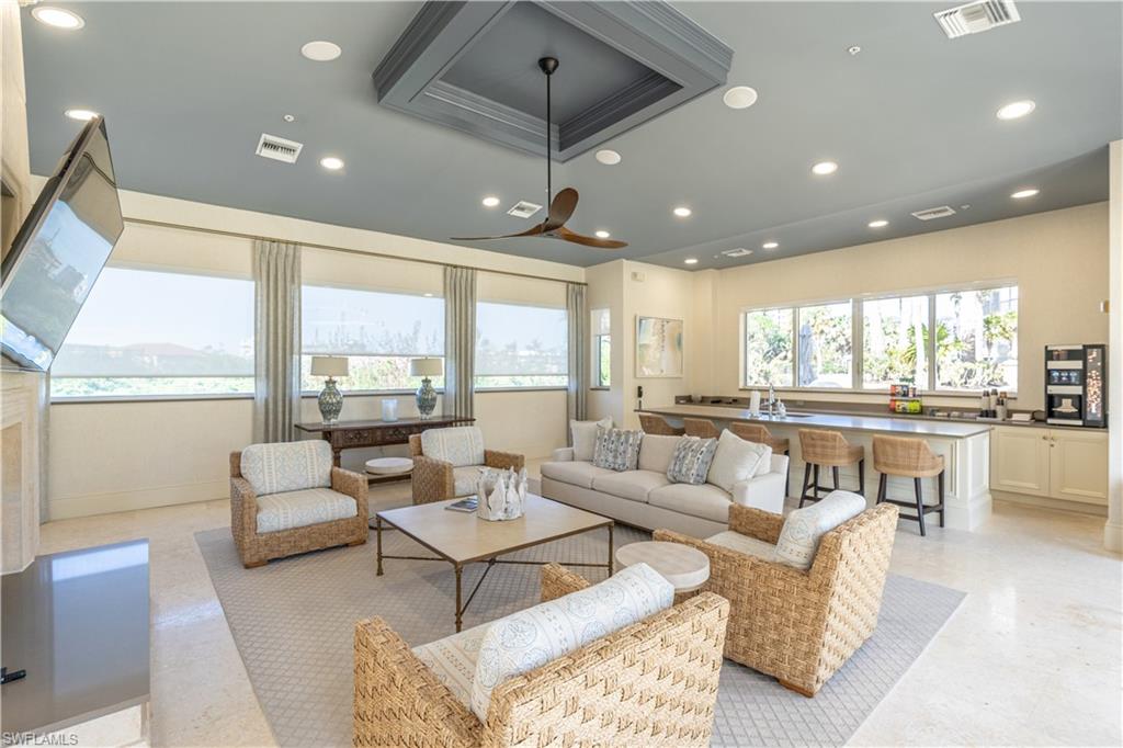 TRIESTE AT BAY COLONY - Residential