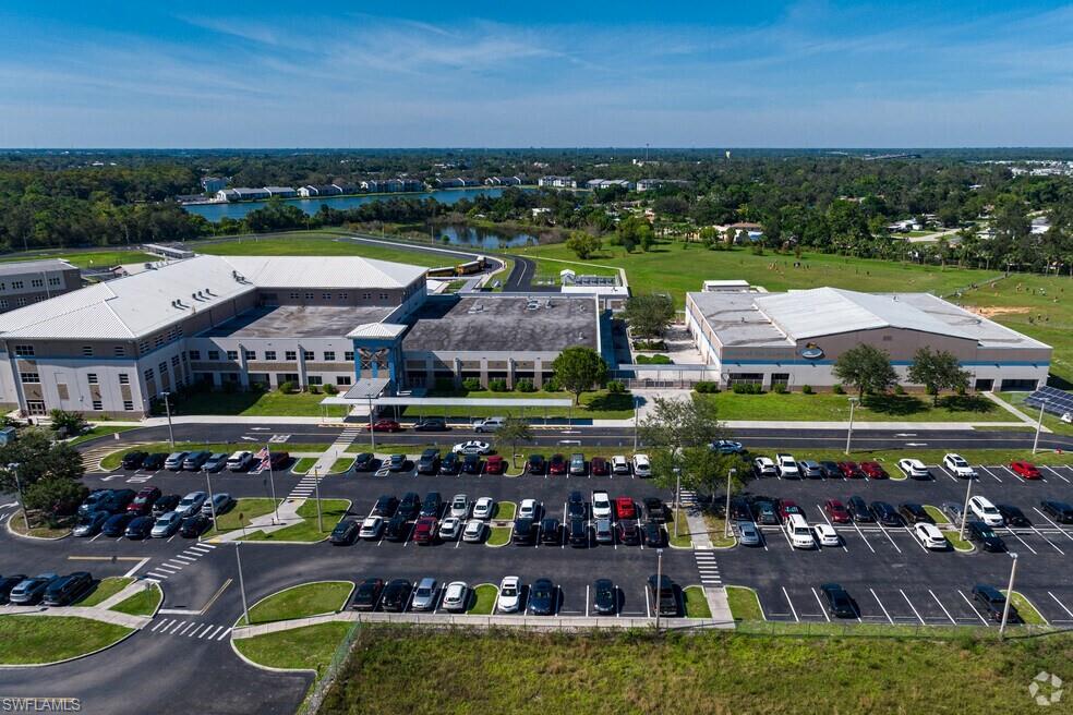 FORT MYERS - Land