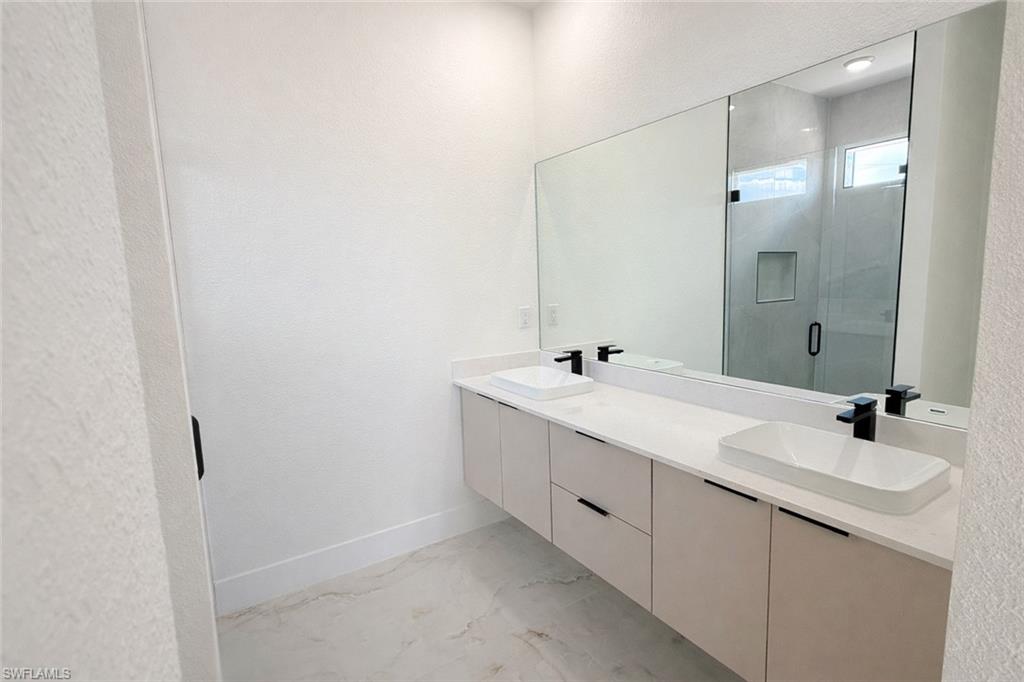 PORT LABELLE - Residential