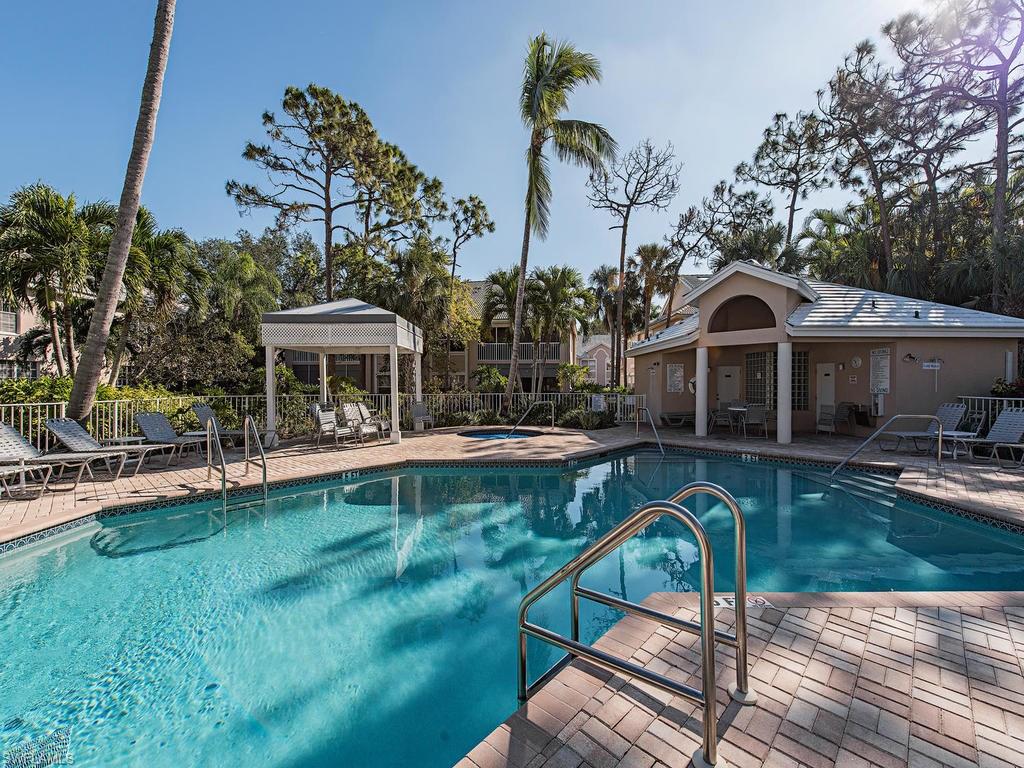 BERMUDA CAYS - Residential