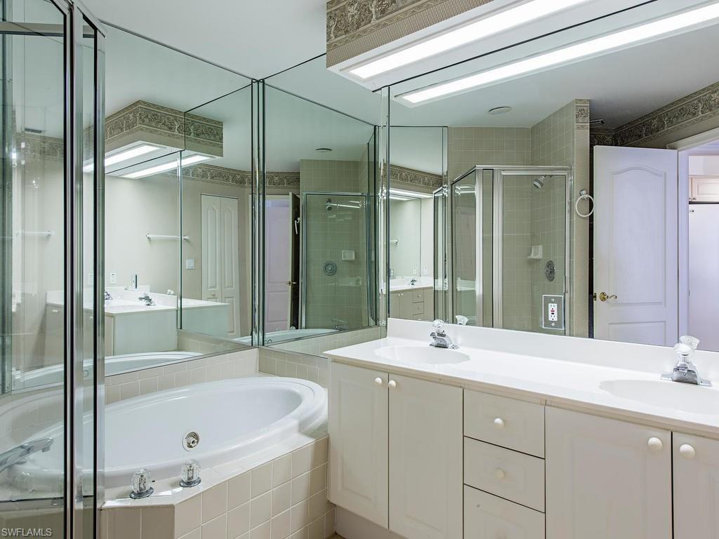 BERMUDA CAYS - Residential