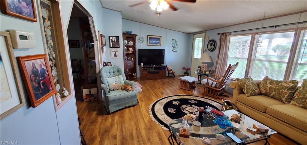 FLAMINGO BAY - Residential