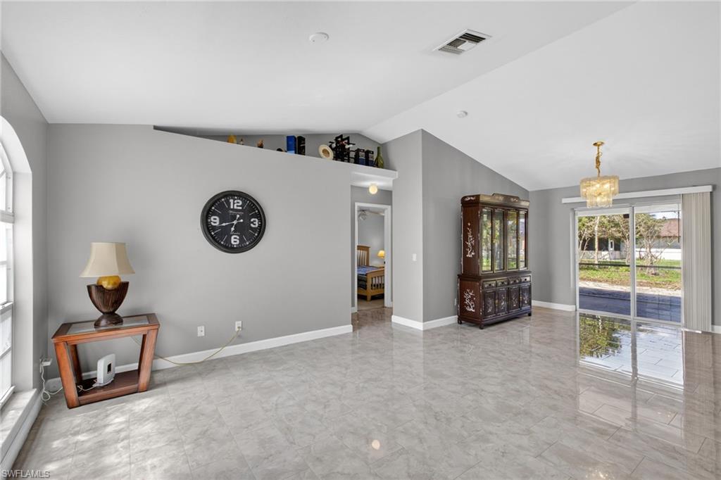 CAPE CORAL - Residential