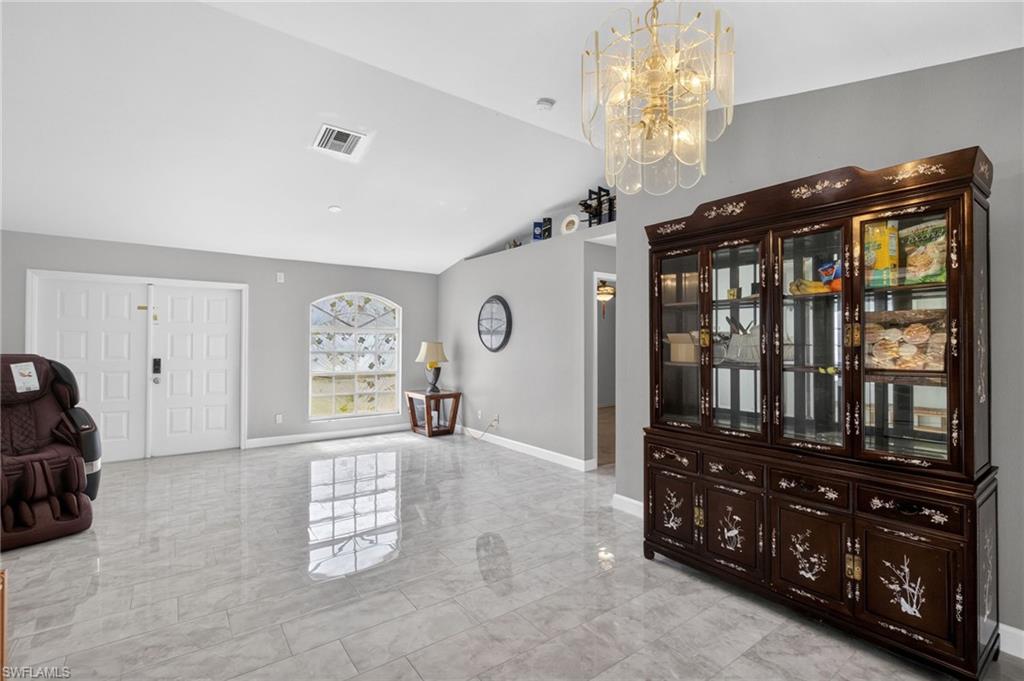 CAPE CORAL - Residential