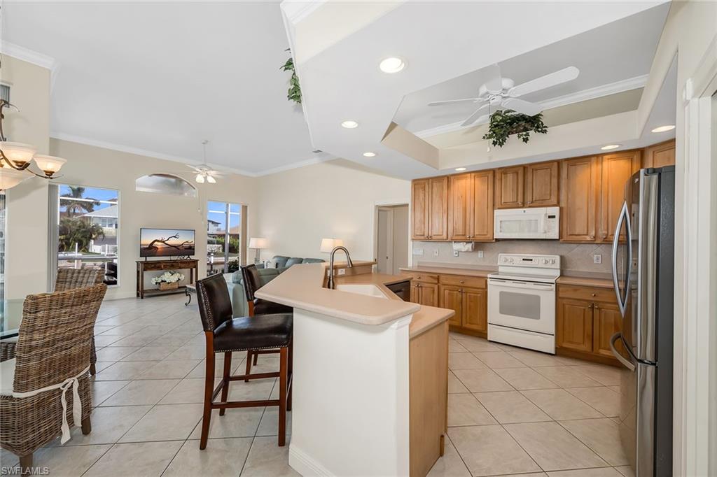 MARCO ISLAND - Residential