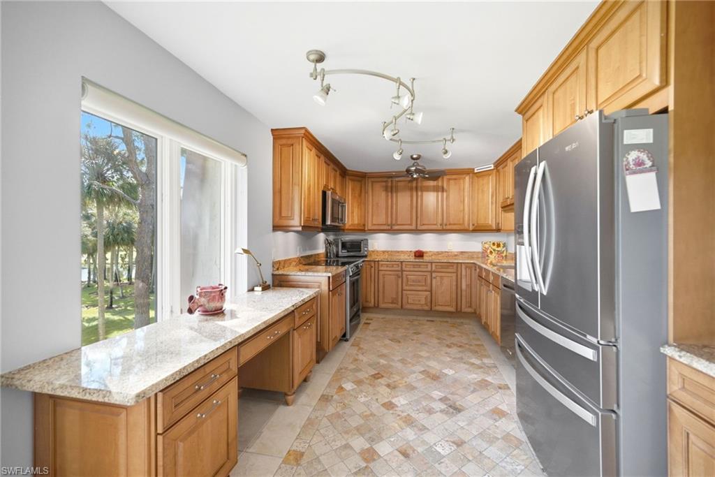 105 Clubhouse LN 388