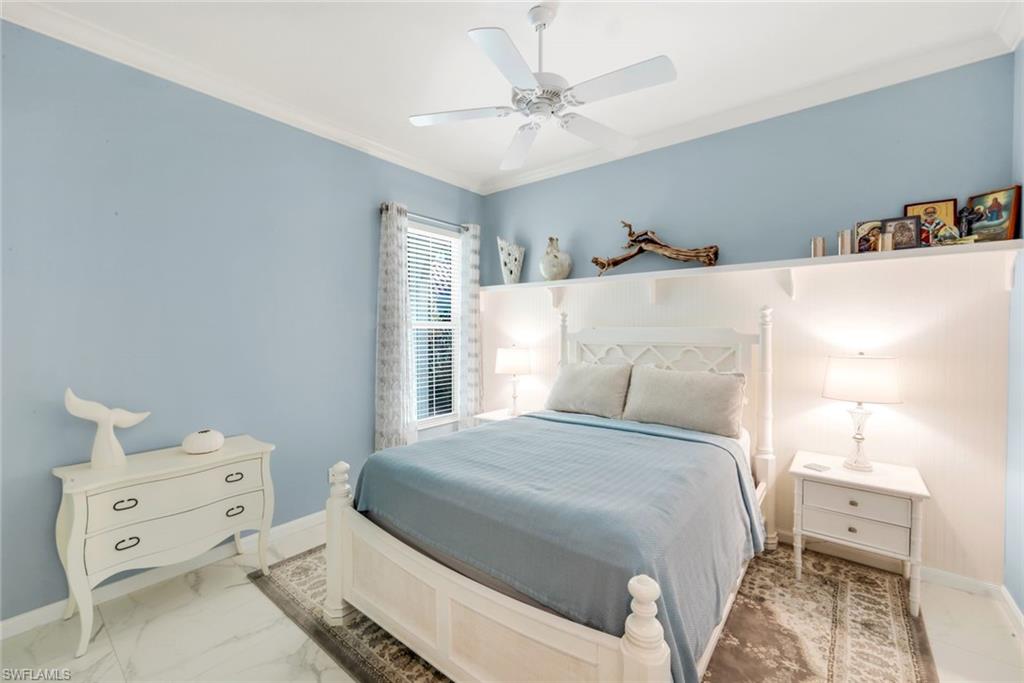 ISLAND WALK - Residential