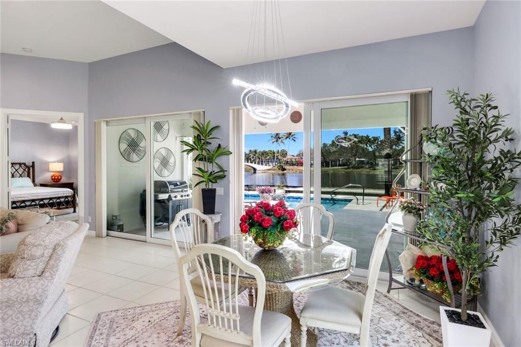 ISLAND WALK - Residential