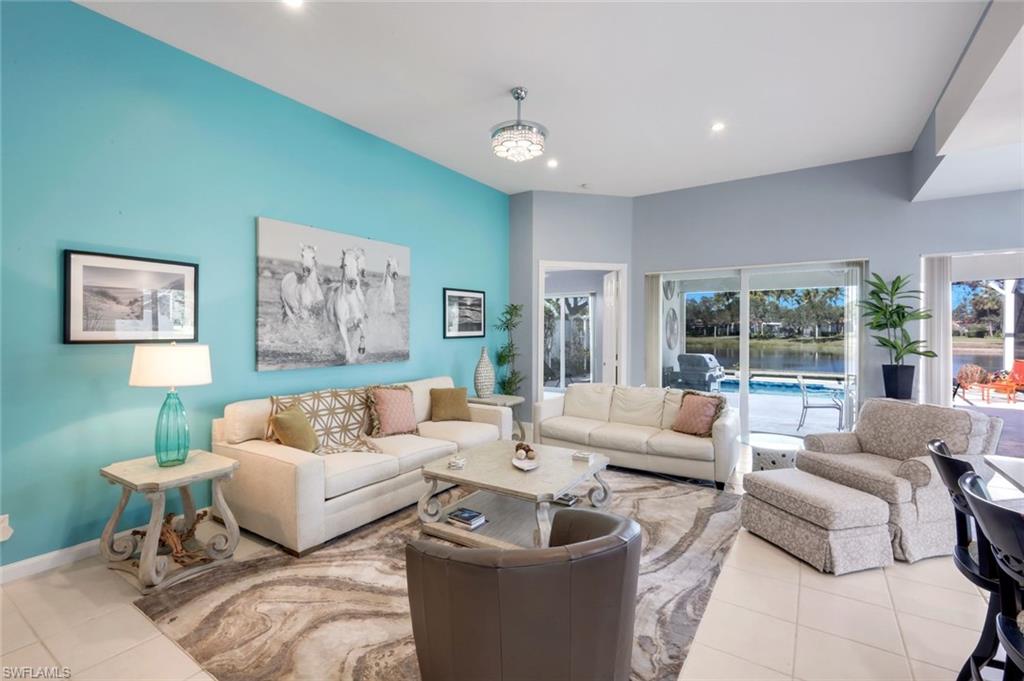 ISLAND WALK - Residential