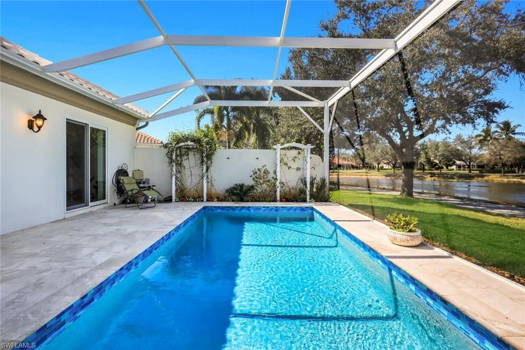 ISLAND WALK - Residential