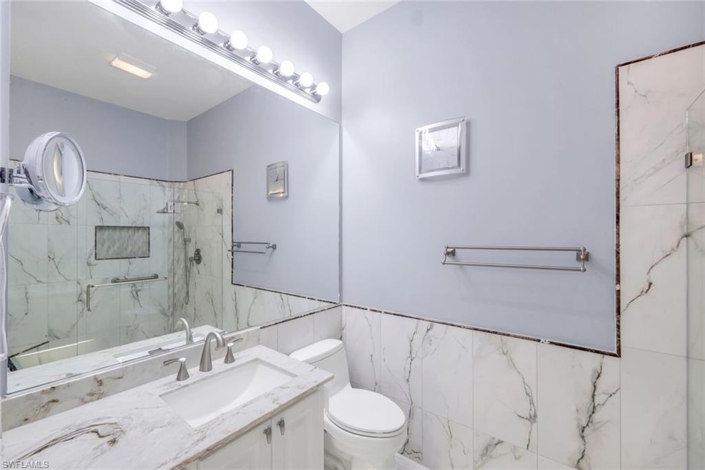 ISLAND WALK - Residential