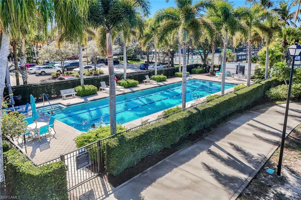 ISLAND WALK - Residential