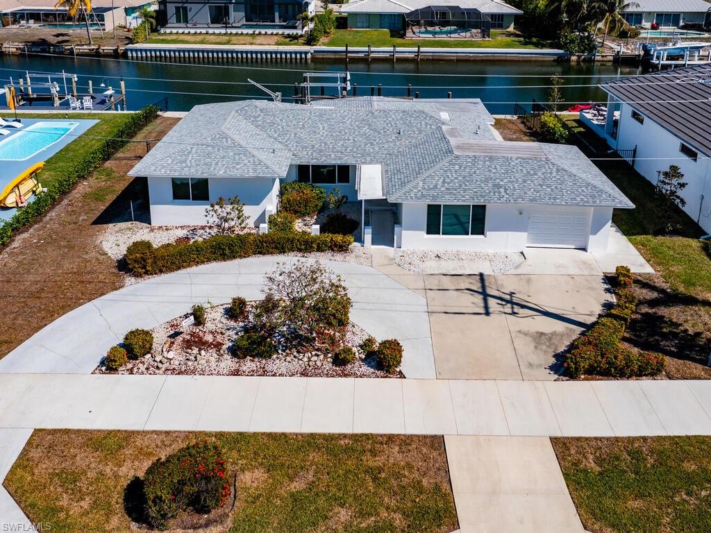 MARCO BEACH - Residential