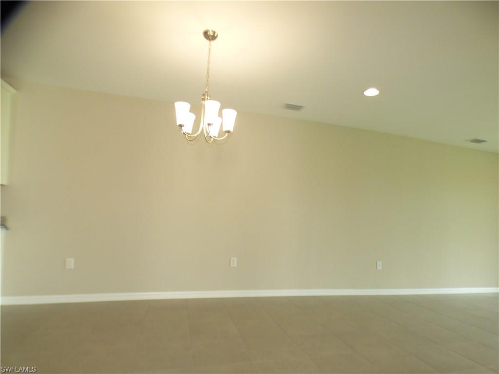 CORAL HARBOR - Residential