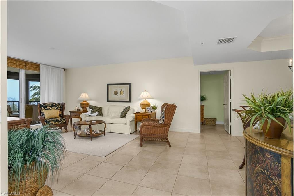 7225 Pelican Bay BLVD 402