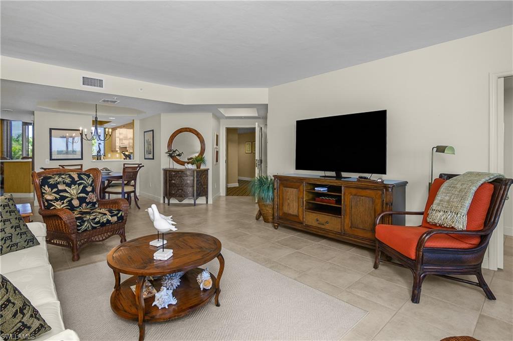 7225 Pelican Bay BLVD 402