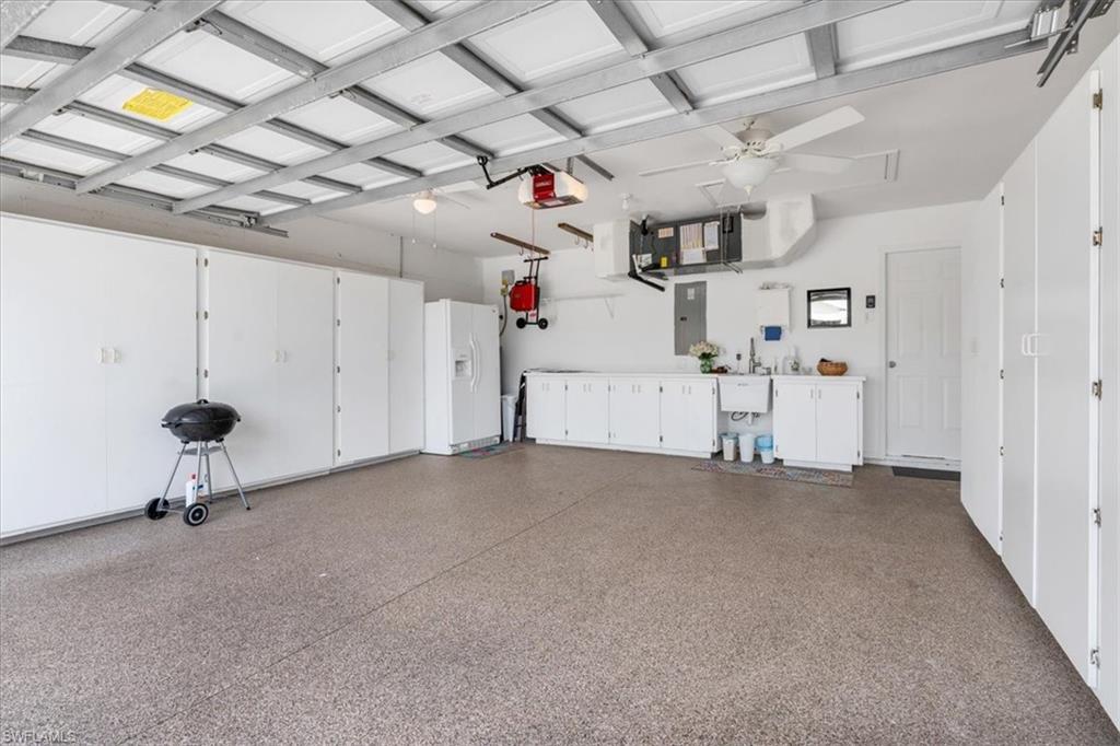 CORAL ISLE - Residential