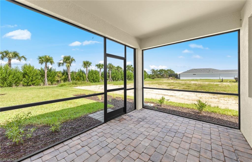 NORTHRIDGE - Residential