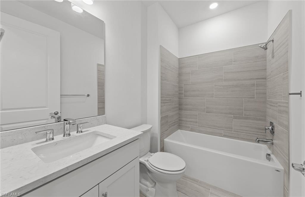 NORTHRIDGE - Residential