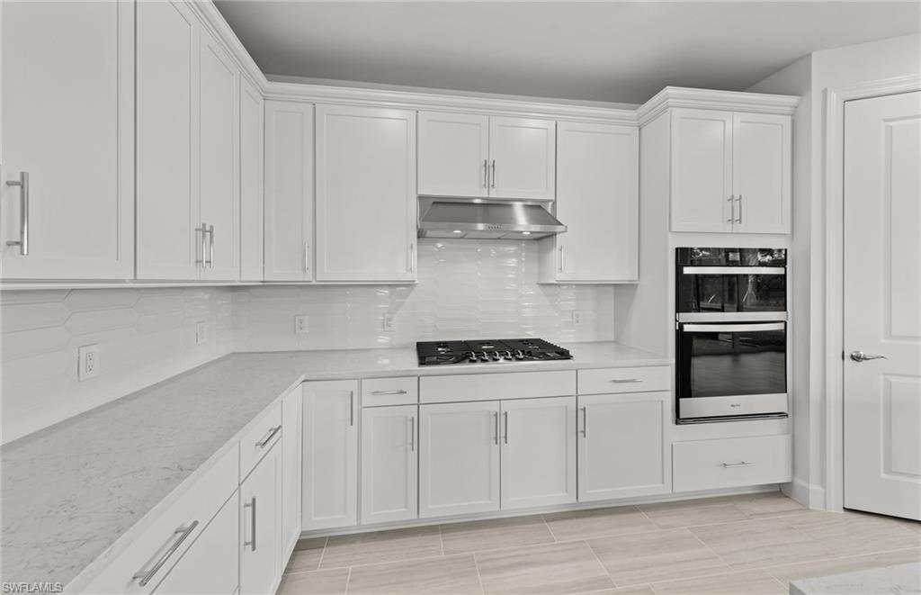 NORTHRIDGE - Residential