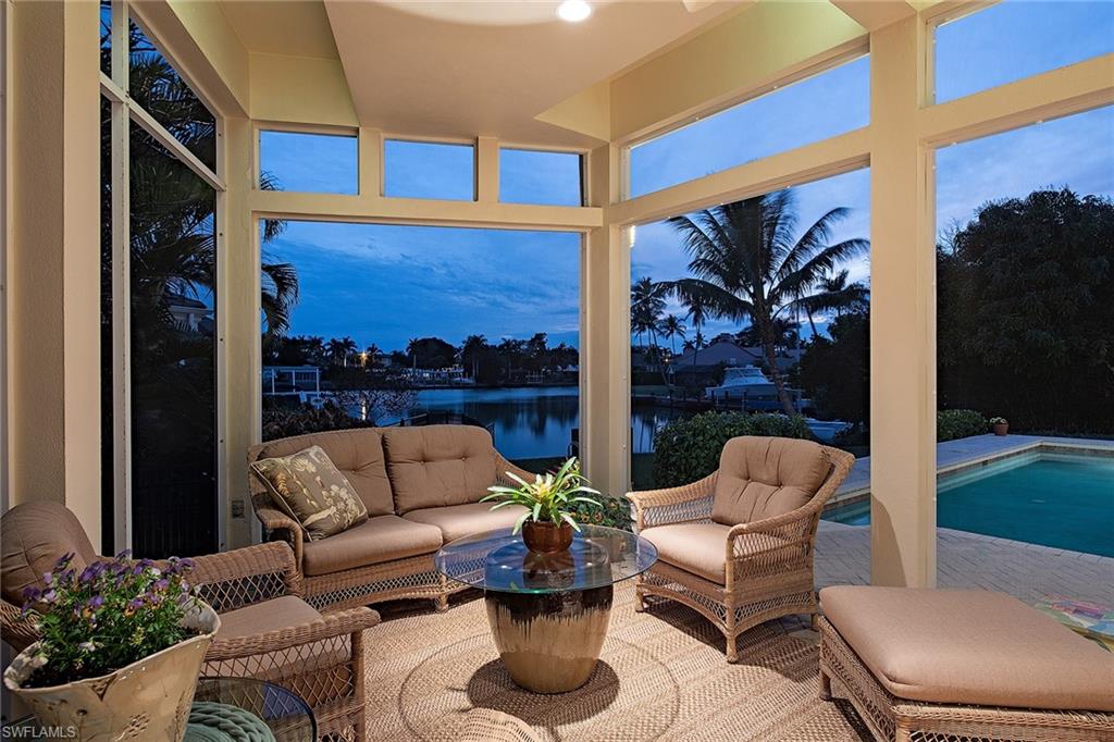 MOORINGS - Residential