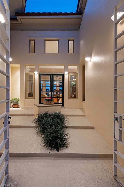 MOORINGS - Residential