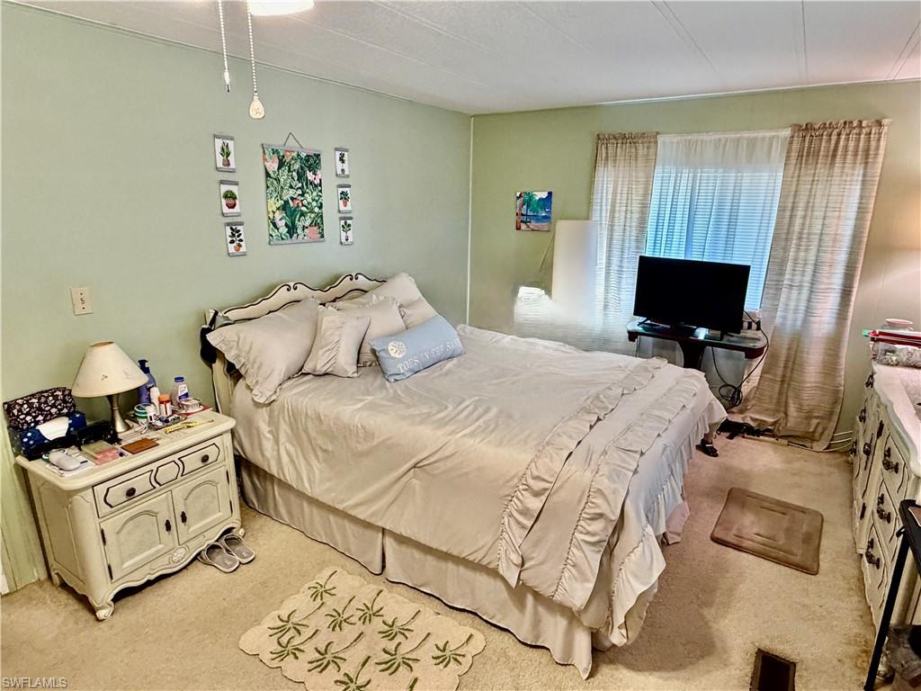 CARRIAGE VILLAGE - Residential