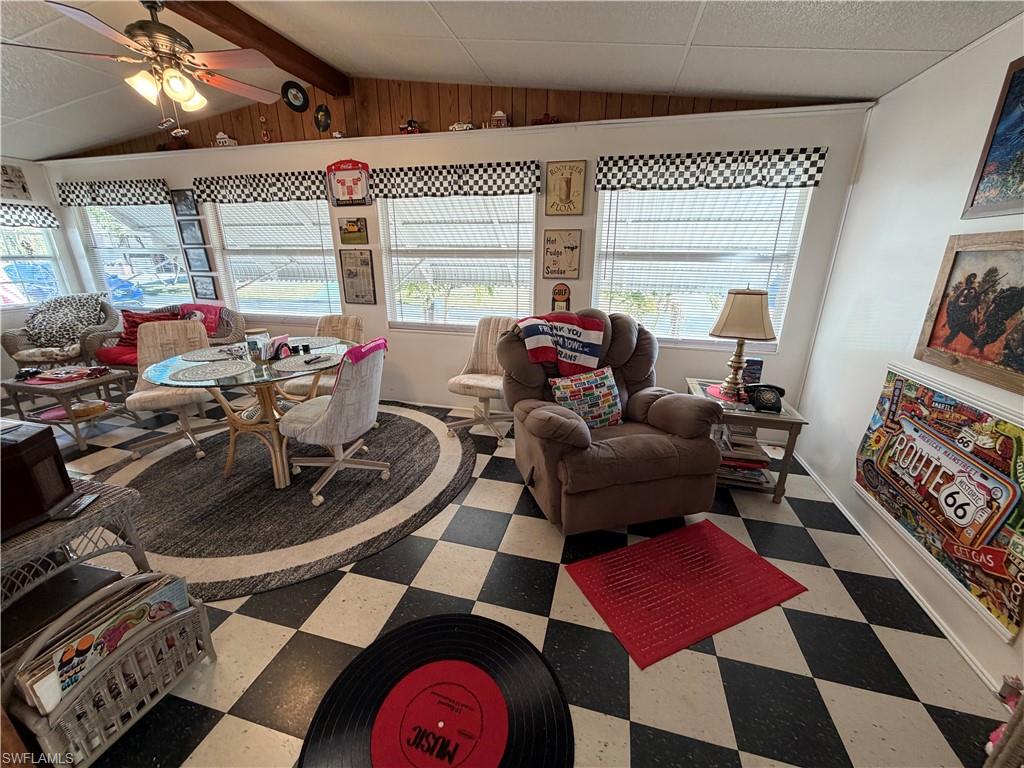 CARRIAGE VILLAGE - Residential