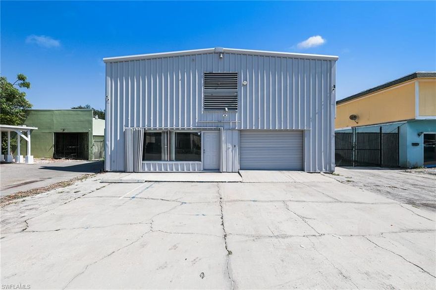 This property is located in a rapidly growing area near US 41 & Colonial Blvd.  Excellent visibility & accessibility.  • Ideal for a variety of commercial or industrial uses with over 4,200 SF of versatile space.  Clear Ceiling Height: 16’.   Fenced Lot, Mezzanine, Front Loading, Fluorescent Lighting, Yard