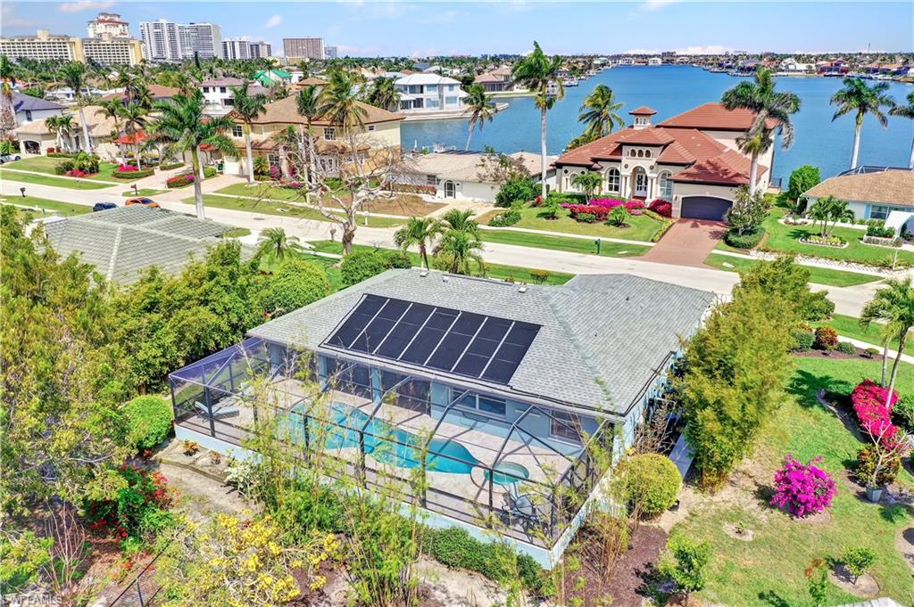 MARCO BEACH - Residential