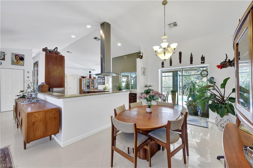 MARCO BEACH - Residential