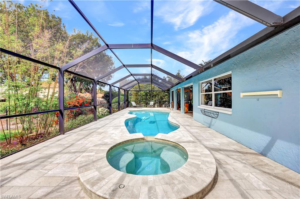 MARCO BEACH - Residential