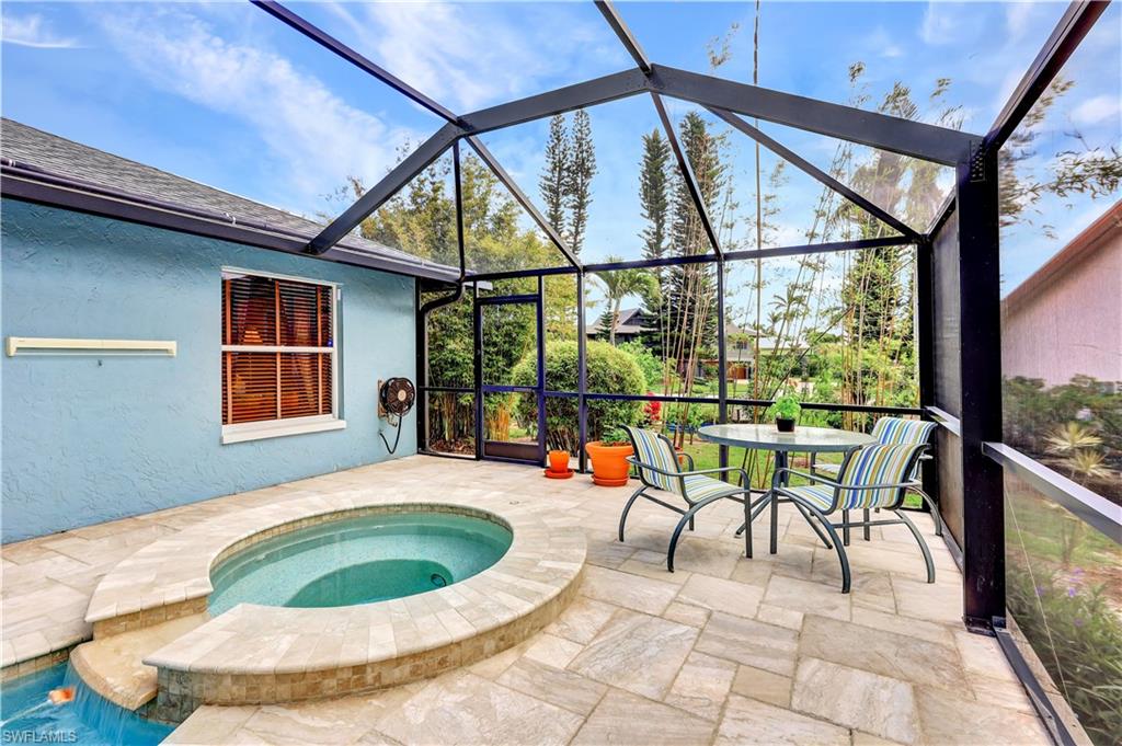 MARCO BEACH - Residential