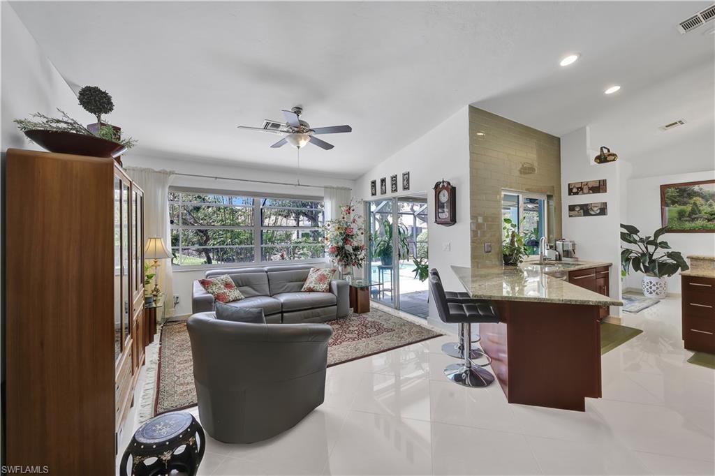 MARCO BEACH - Residential