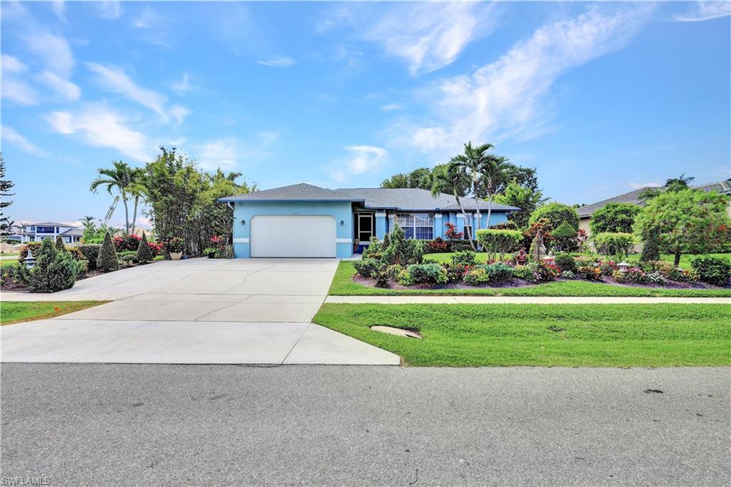 MARCO BEACH - Residential