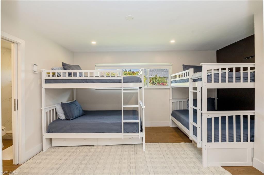 PALM RIVER ESTATES - Residential Lease